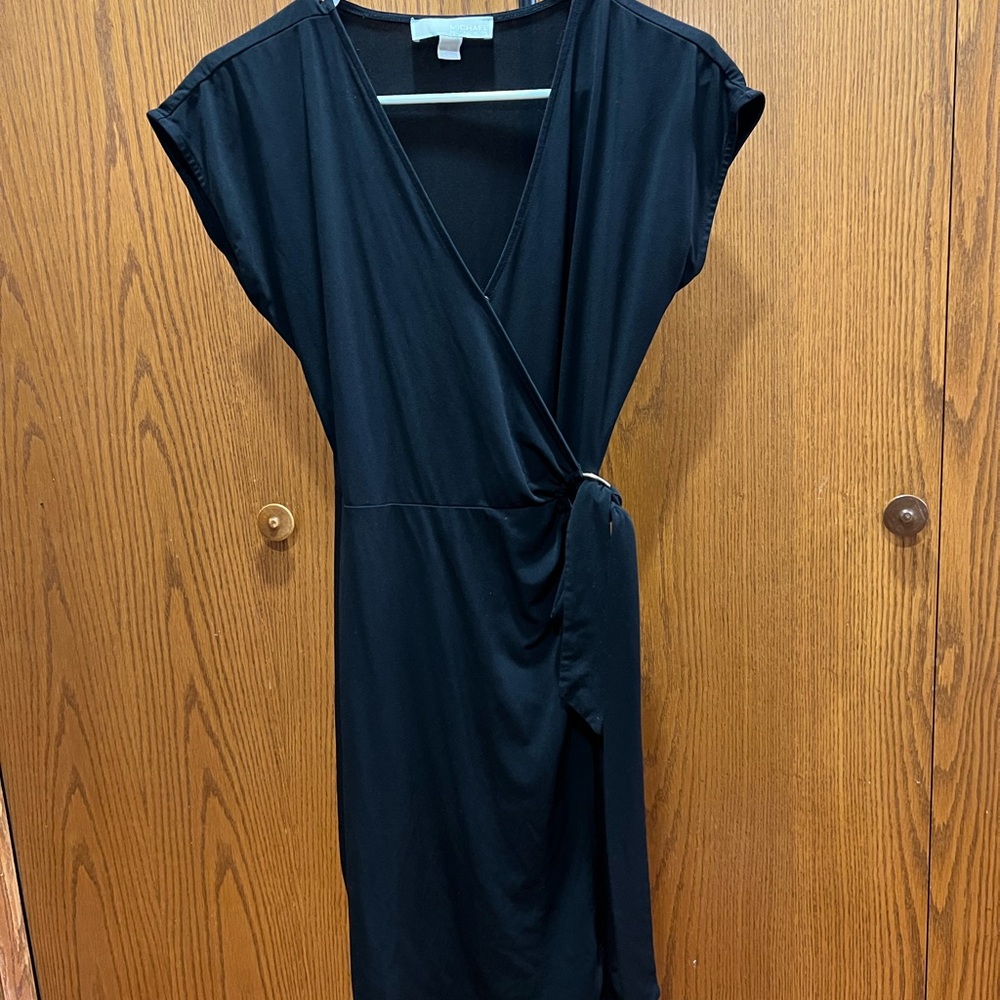 Michael Kors Black Sheath Midi Dress V-neck Cap Sleeve